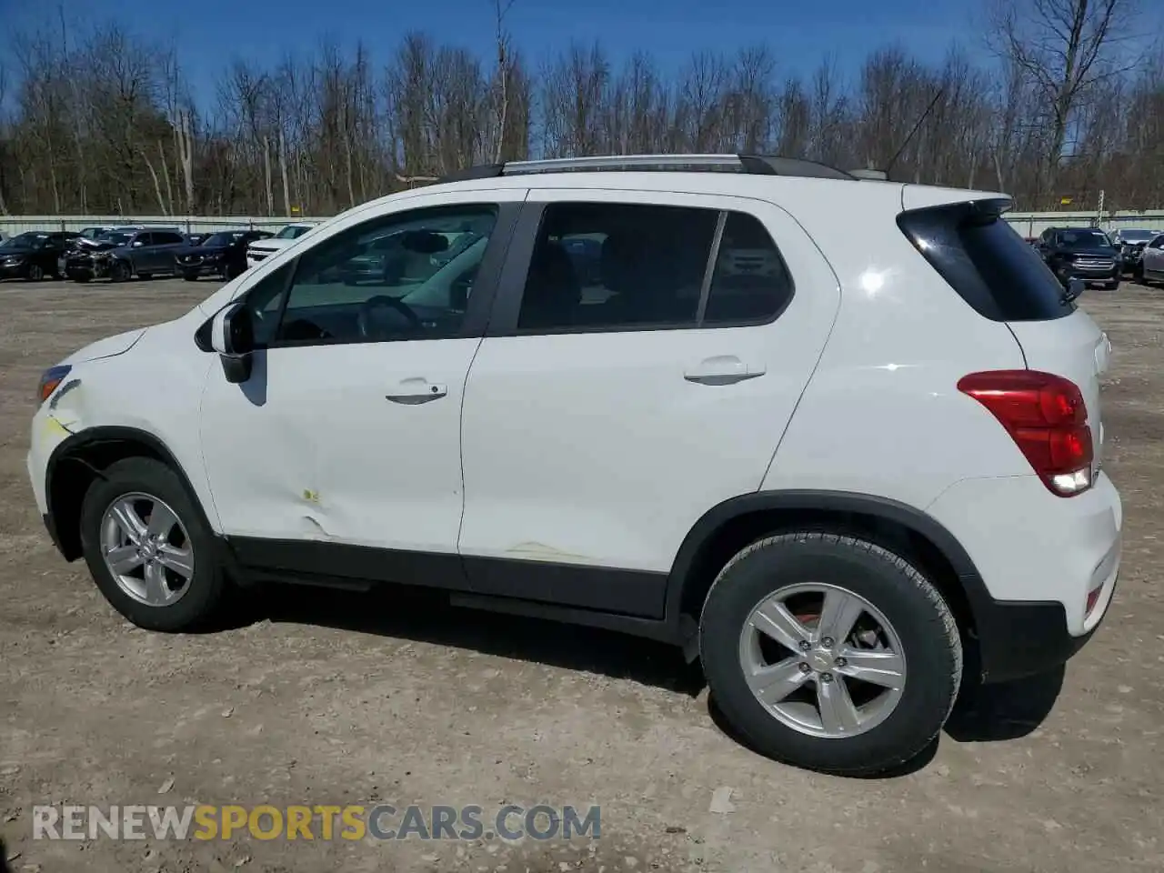 2 Photograph of a damaged car KL7CJPSM5MB372394 CHEVROLET TRAX 2021