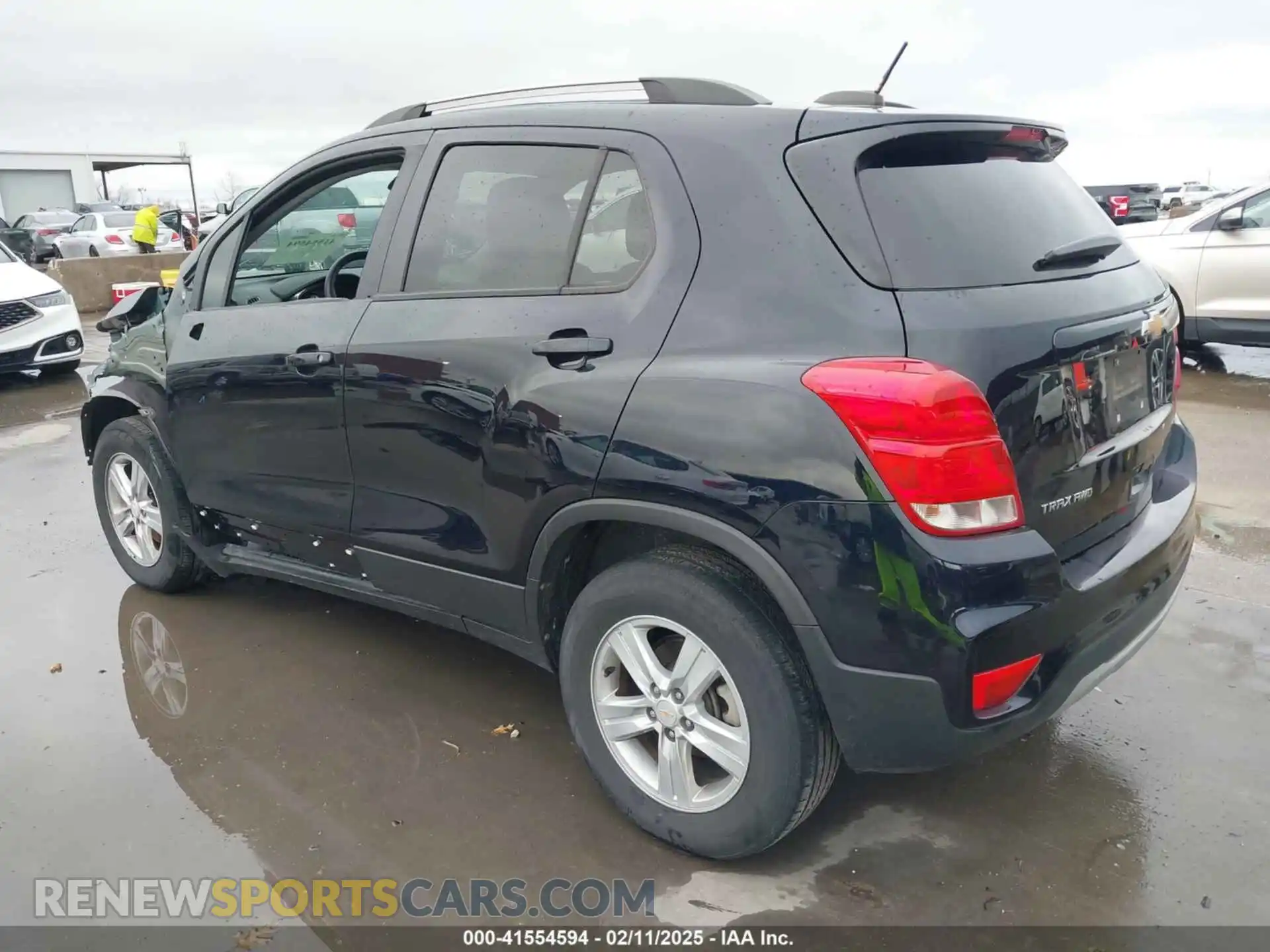 3 Photograph of a damaged car KL7CJPSMXMB366199 CHEVROLET TRAX 2021