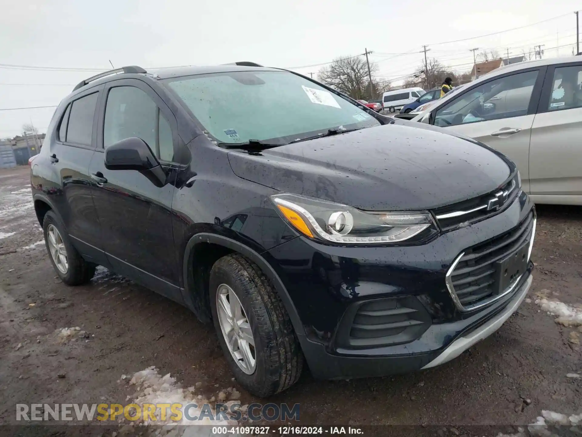 1 Photograph of a damaged car KL7CJPSMXMB366784 CHEVROLET TRAX 2021