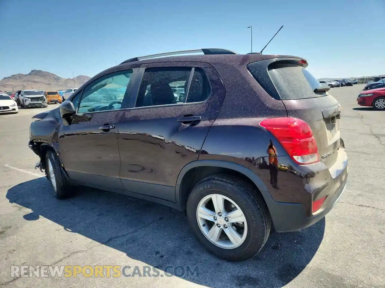 2 fotografías del automóvil dañado KL7CJPSMXMB371600 CHEVROLET TRAX 2021