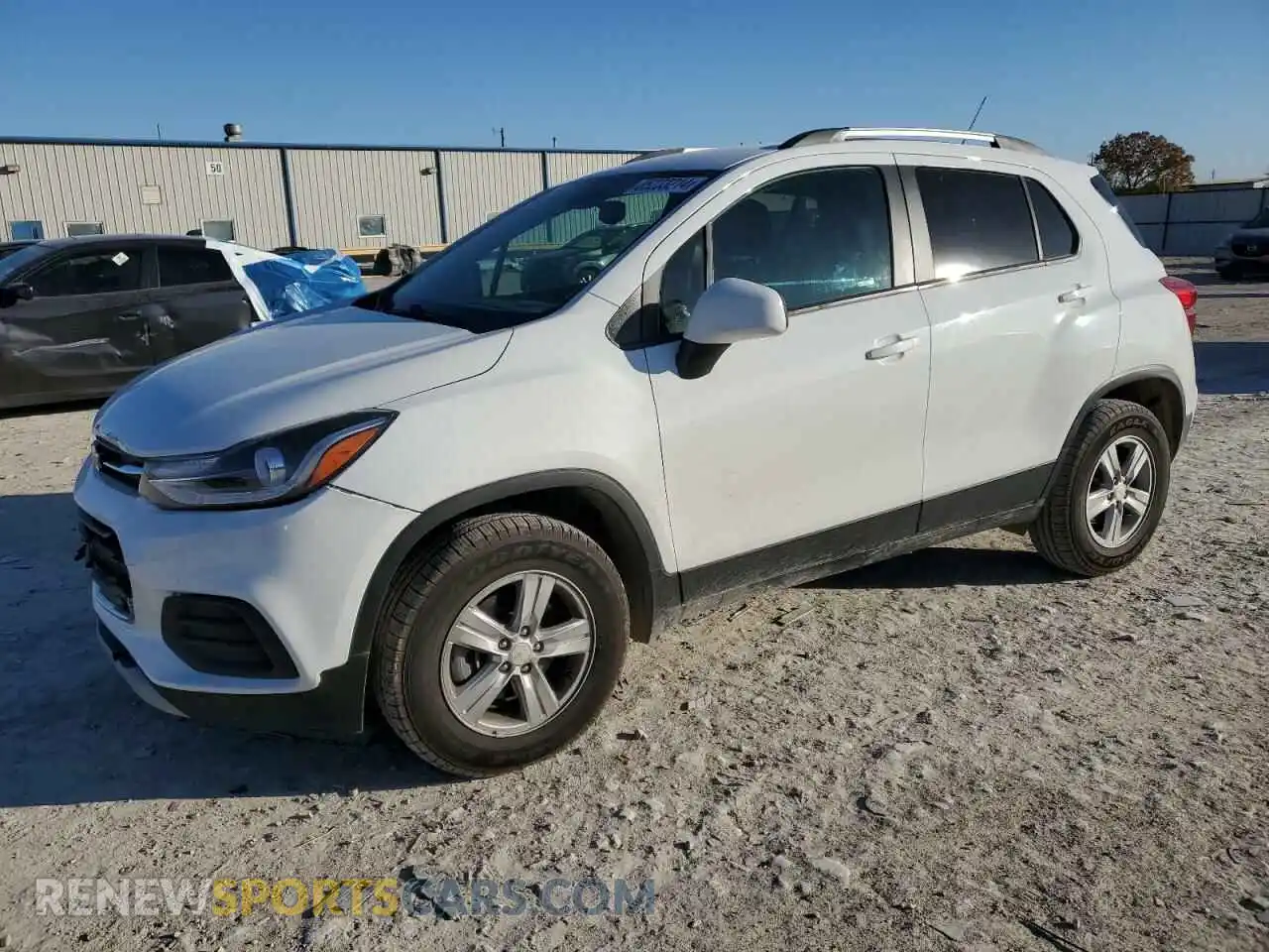 1 Photograph of a damaged car KL7CJPSMXMB374786 CHEVROLET TRAX 2021