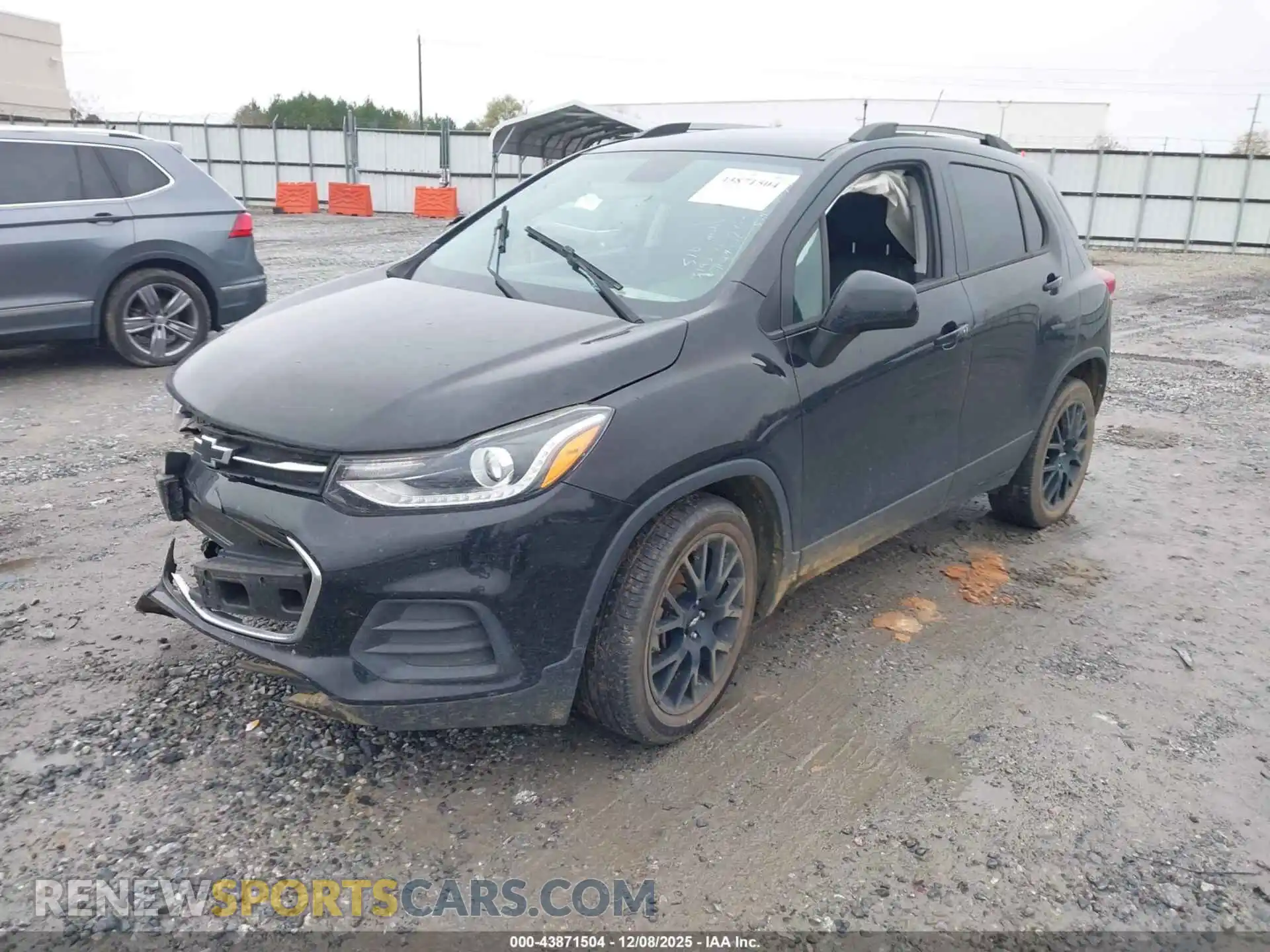2 Photograph of a damaged car KL7CJLSM0NB513186 CHEVROLET TRAX 2022