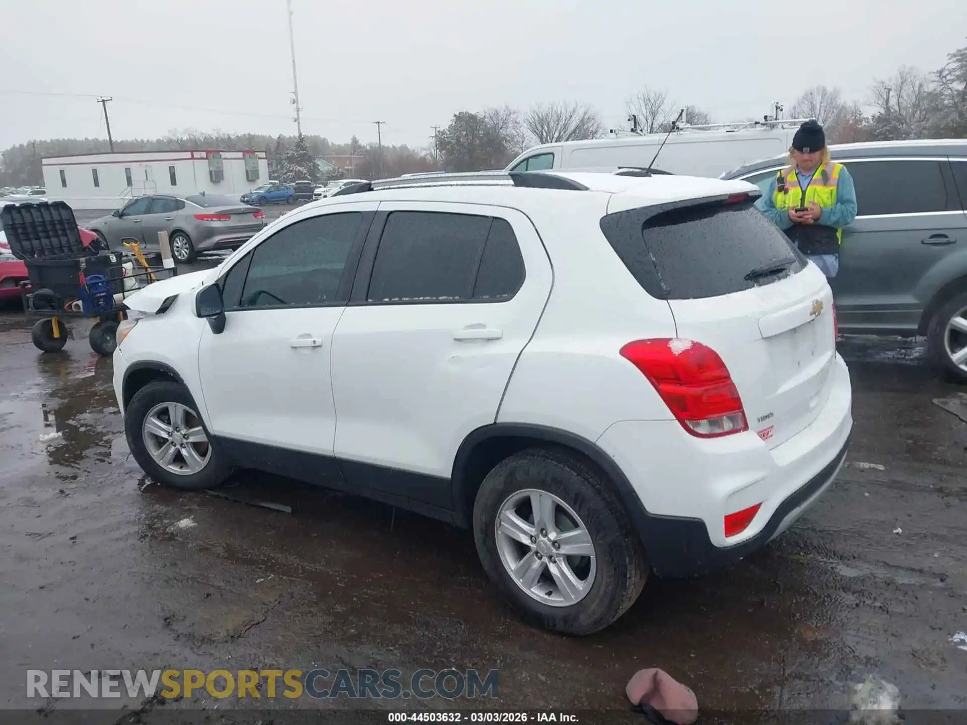 3 Фотография поврежденного автомобиля KL7CJLSM1NB508191 CHEVROLET TRAX 2022