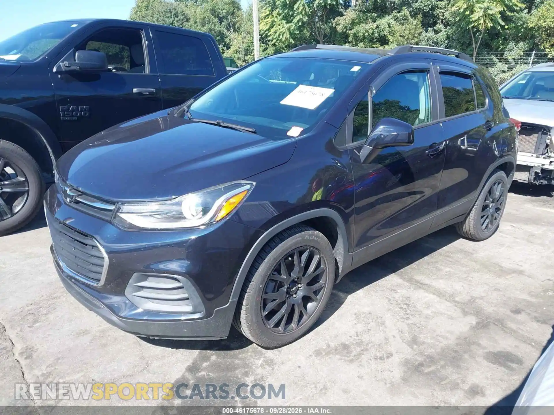 2 Photograph of a damaged car KL7CJLSM2NB512735 CHEVROLET TRAX 2022