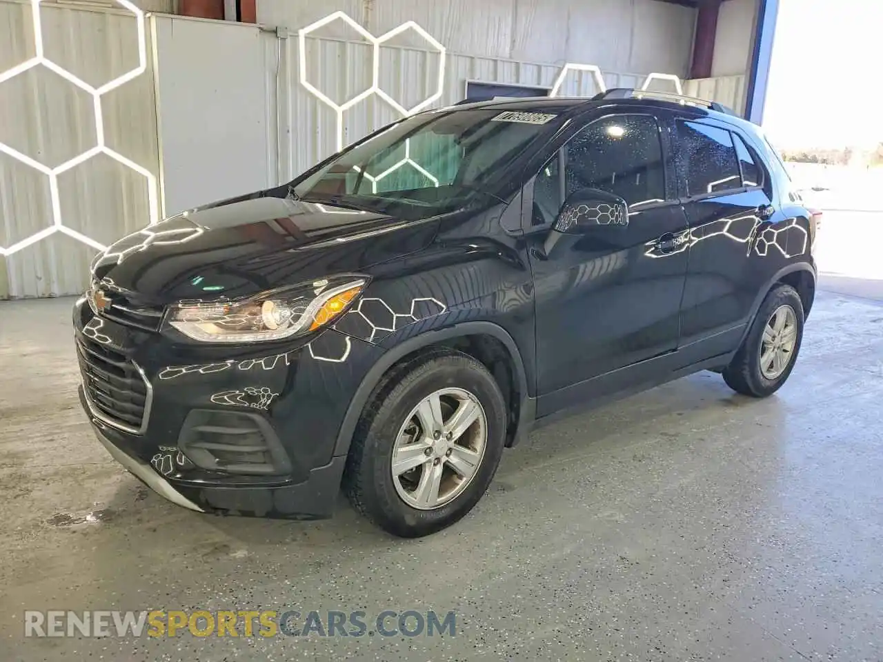 1 Photograph of a damaged car KL7CJLSM2NB568027 CHEVROLET TRAX 2022