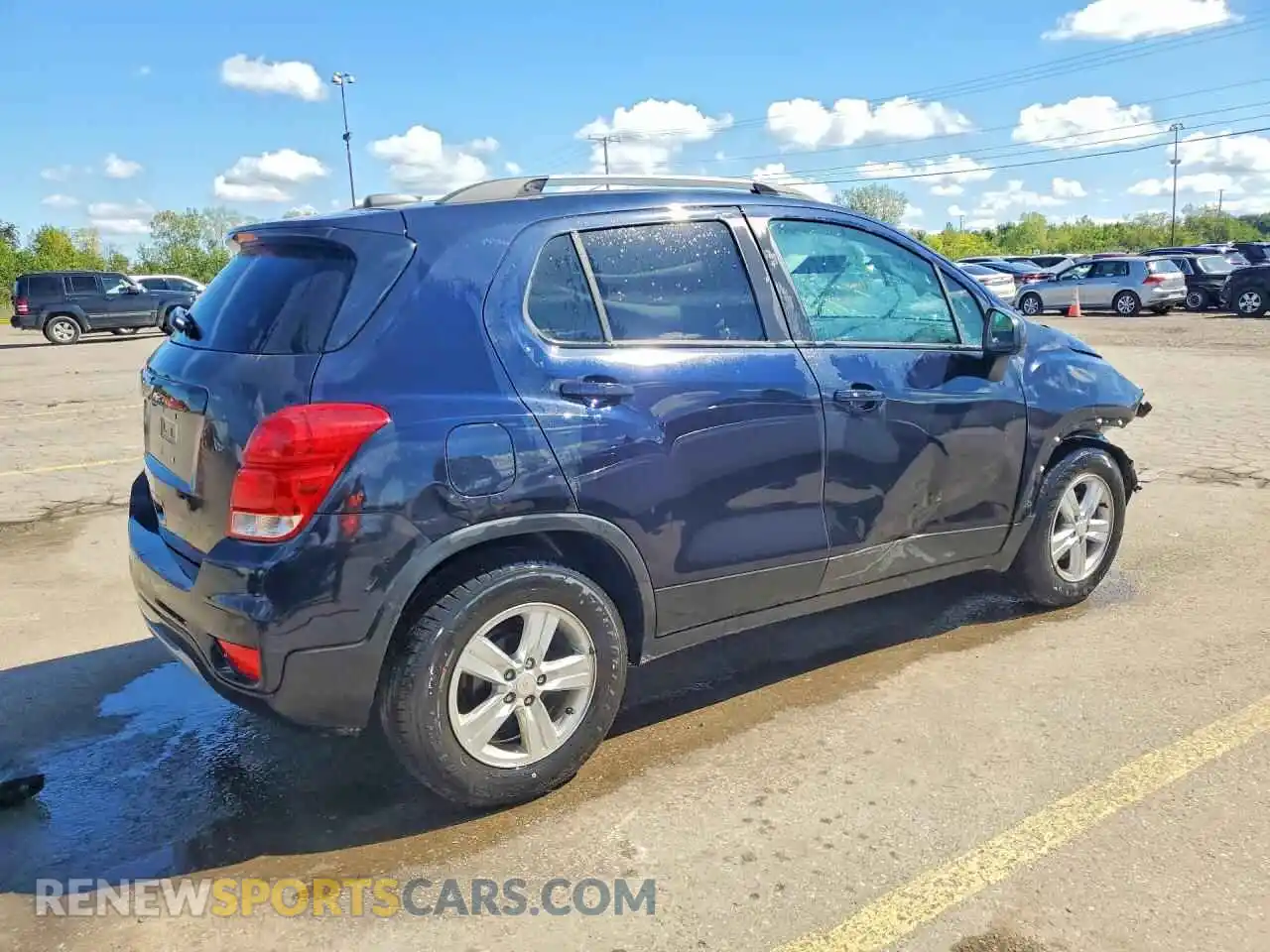 3 Photograph of a damaged car KL7CJLSM5NB513670 CHEVROLET TRAX 2022