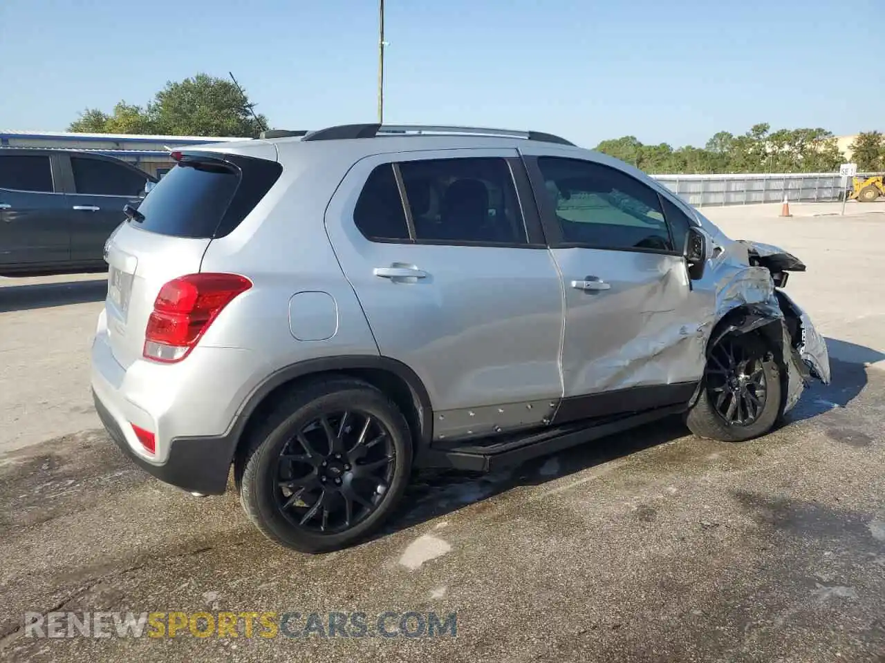 3 Photograph of a damaged car KL7CJLSM5NB518304 CHEVROLET TRAX 2022