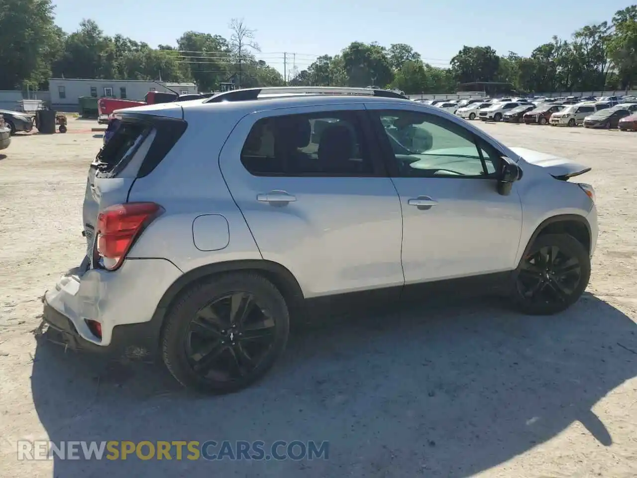 3 Фотография поврежденного автомобиля KL7CJLSM5NB557748 CHEVROLET TRAX 2022