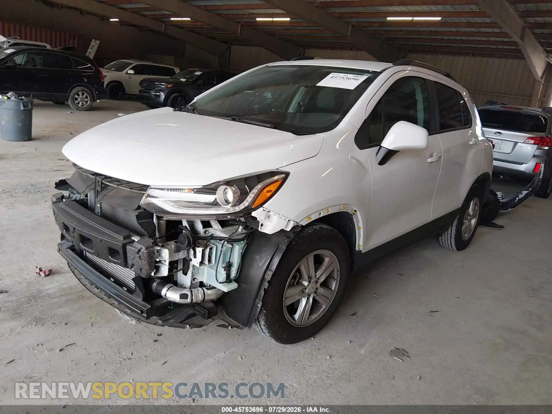 2 Photograph of a damaged car KL7CJLSM5NB568507 CHEVROLET TRAX 2022