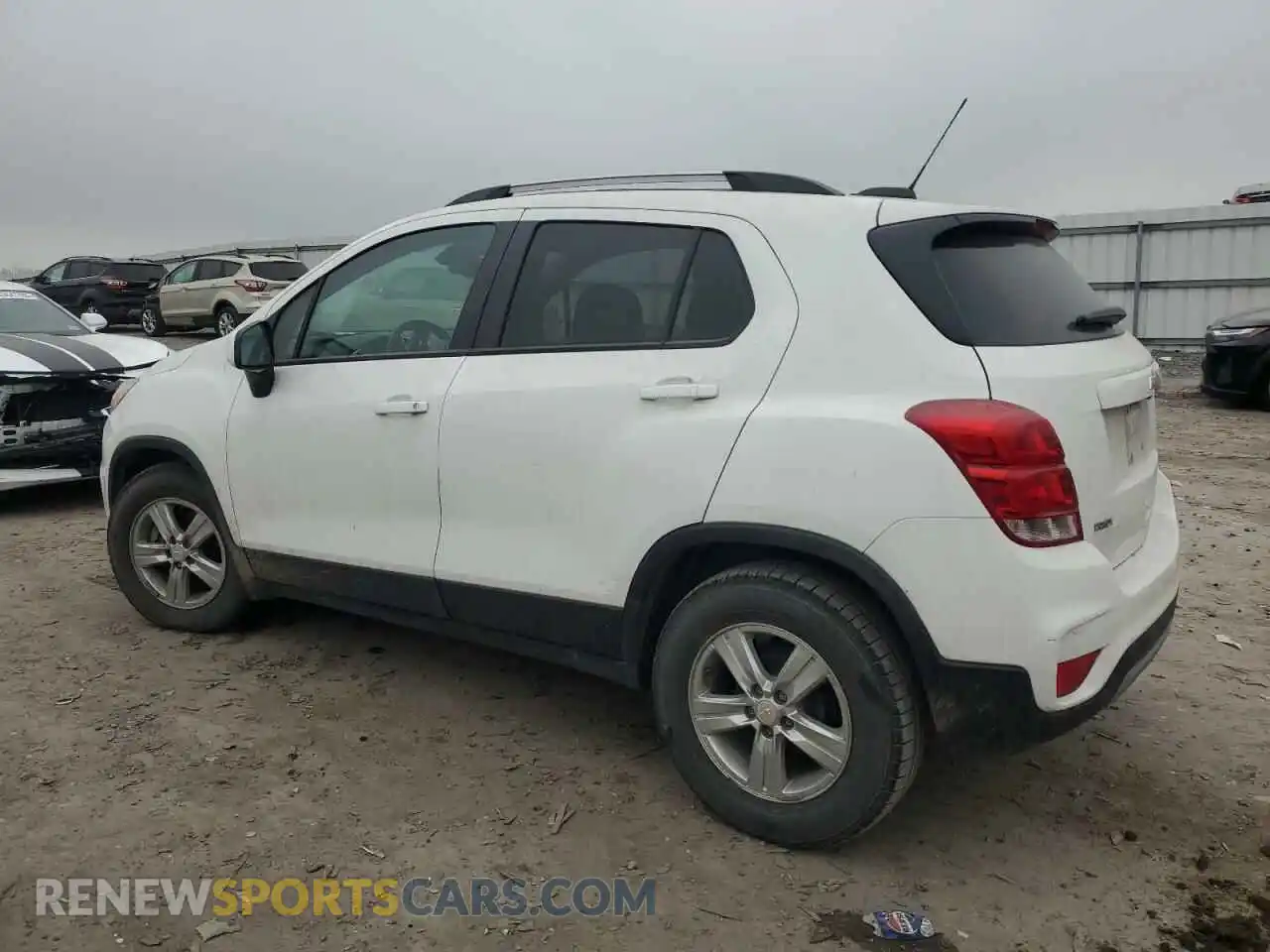 2 Photograph of a damaged car KL7CJLSM6NB509112 CHEVROLET TRAX 2022