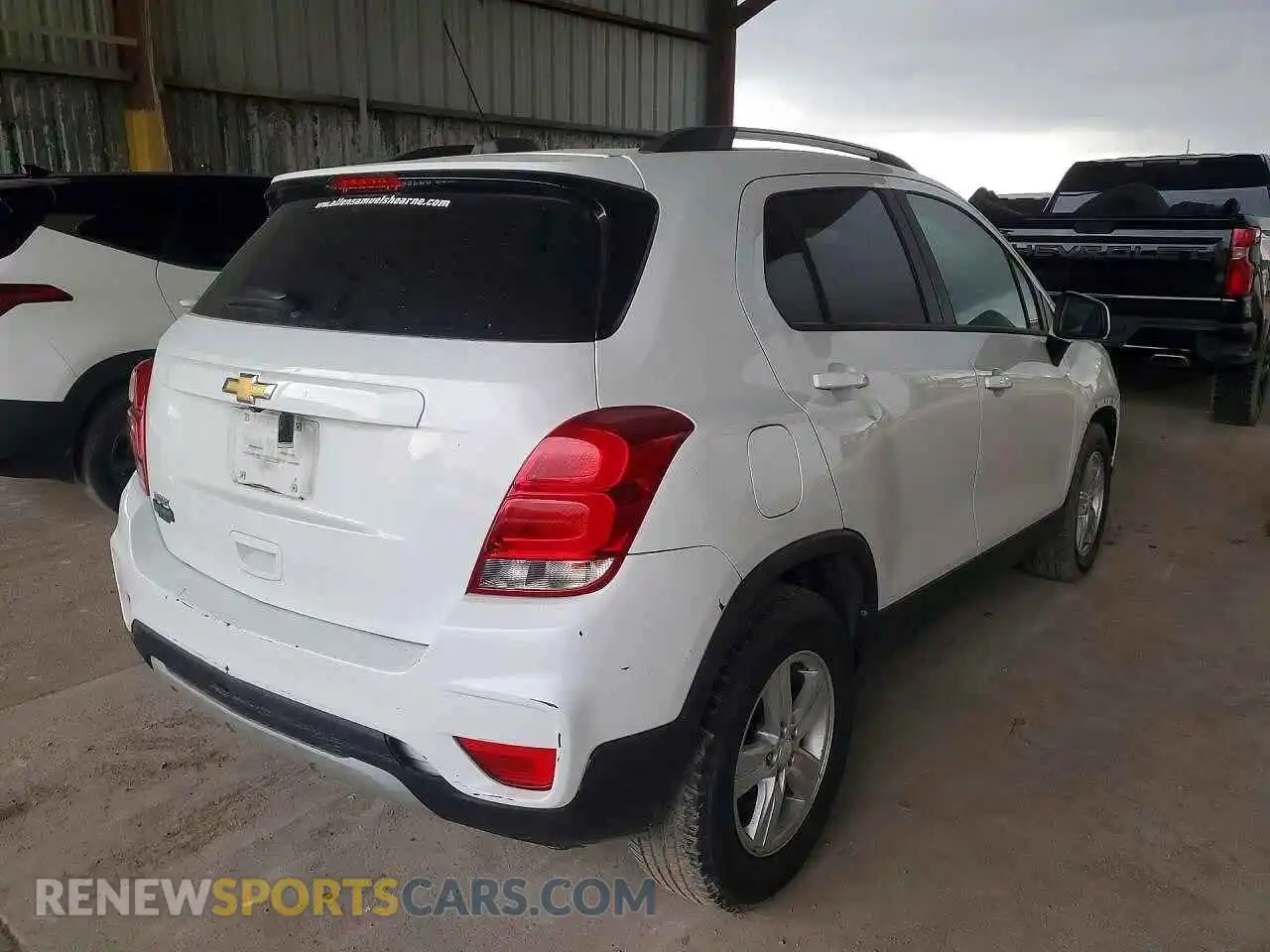 3 Photograph of a damaged car KL7CJLSM6NB510597 CHEVROLET TRAX 2022