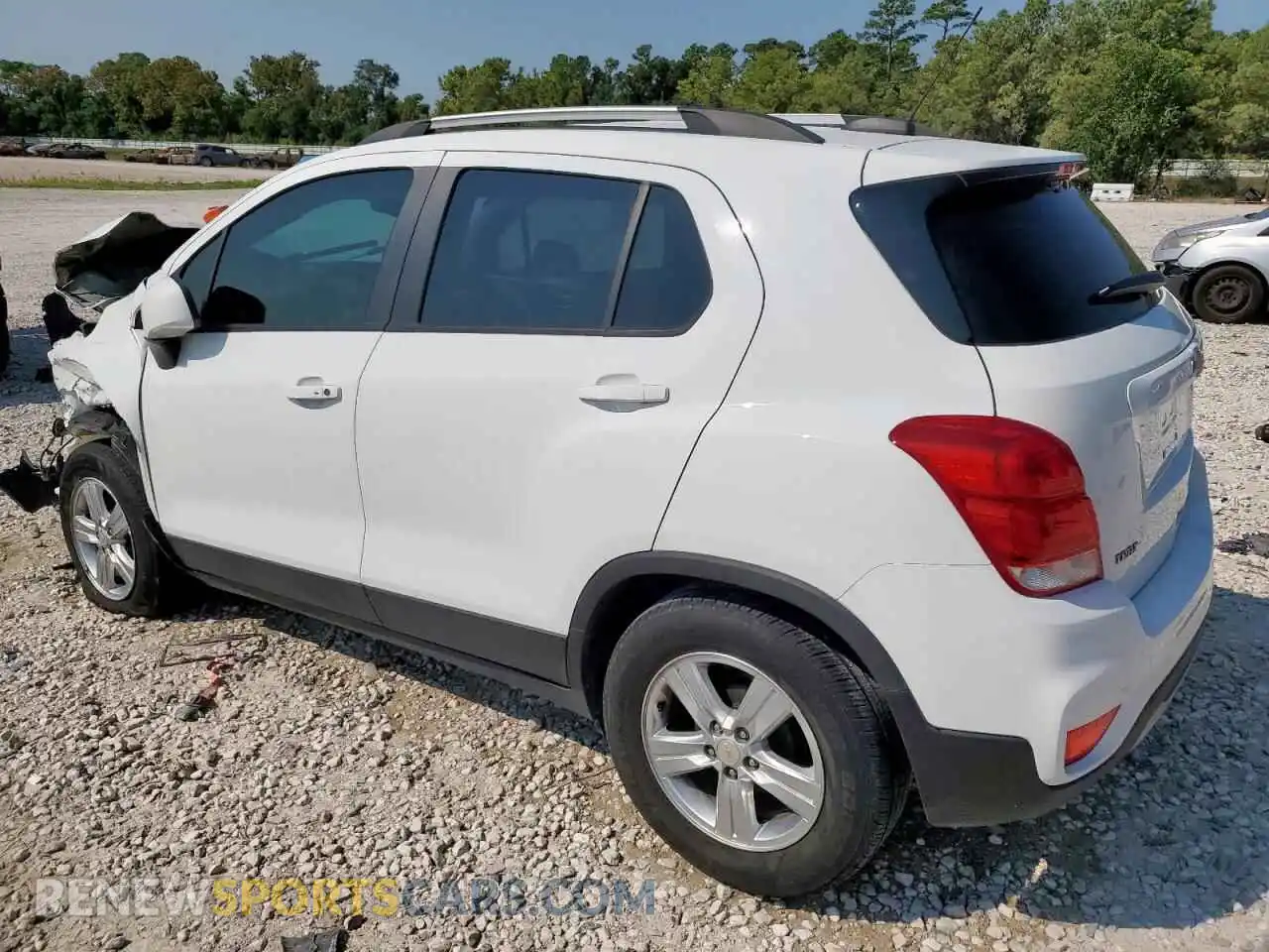 2 Photograph of a damaged car KL7CJLSM8NB514831 CHEVROLET TRAX 2022