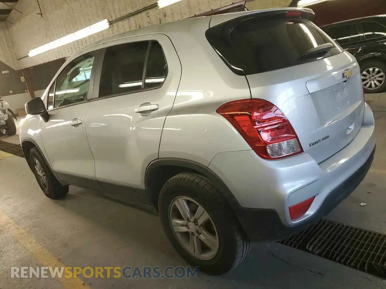 2 Photograph of a damaged car KL7CJNSM0NB545597 CHEVROLET TRAX 2022