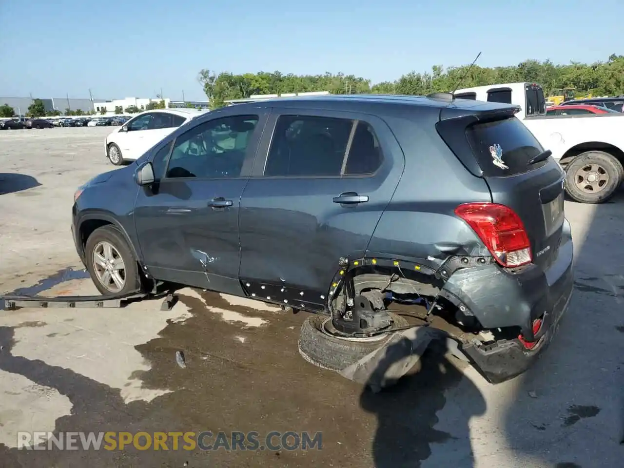 2 fotografías del automóvil dañado KL7CJNSM4NB543514 CHEVROLET TRAX 2022