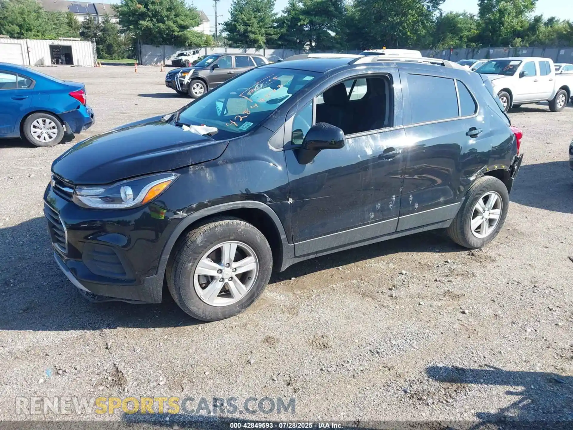 2 Photograph of a damaged car KL7CJPSM0NB564923 CHEVROLET TRAX 2022