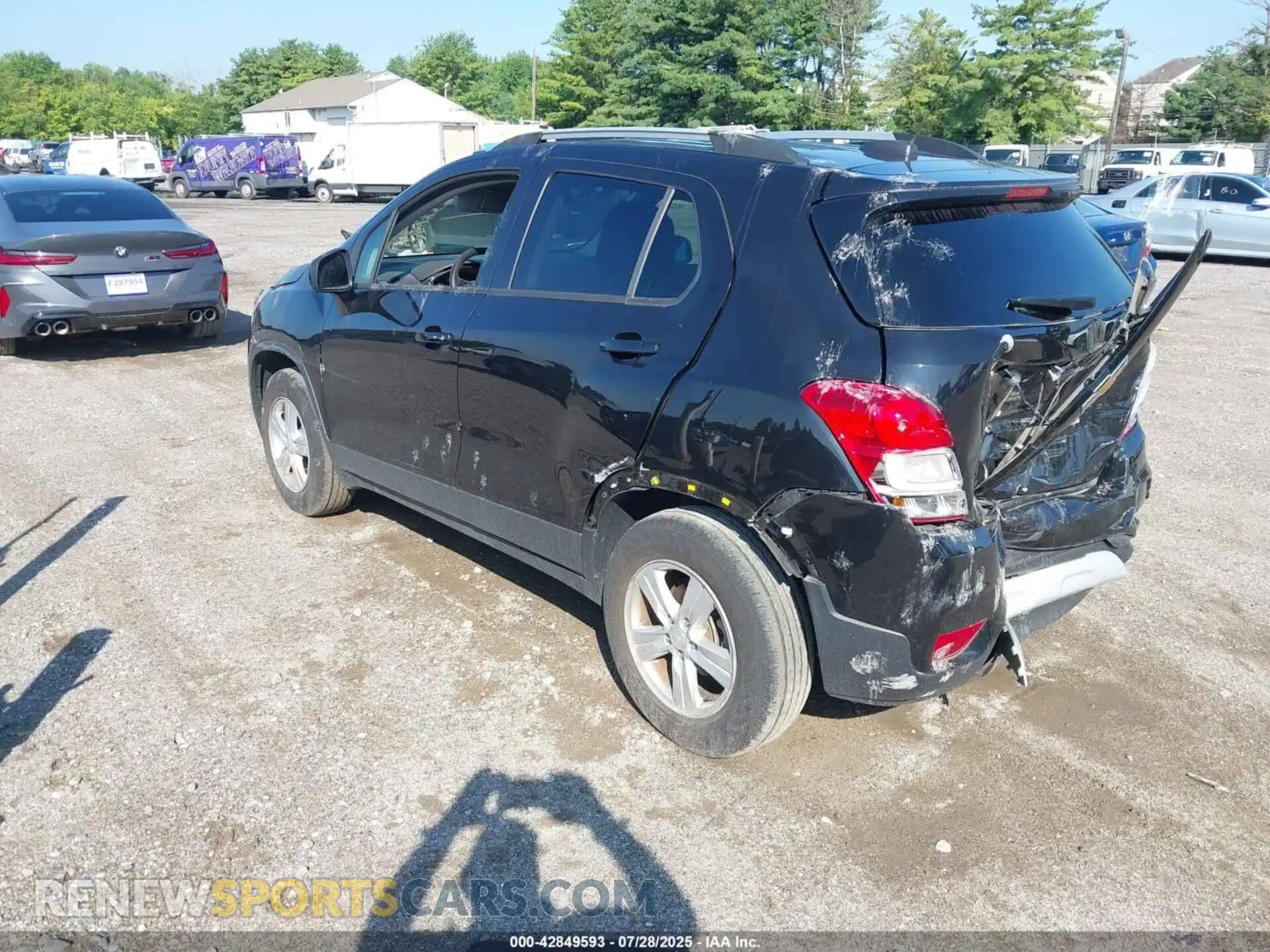 3 Photograph of a damaged car KL7CJPSM0NB564923 CHEVROLET TRAX 2022