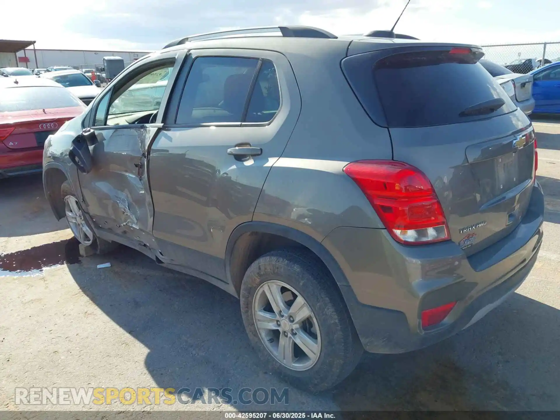 3 Photograph of a damaged car KL7CJPSM0NB568096 CHEVROLET TRAX 2022
