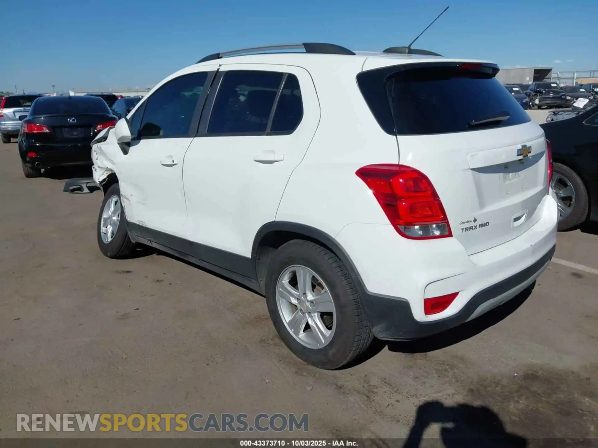 3 Photograph of a damaged car KL7CJPSM1NB512698 CHEVROLET TRAX 2022
