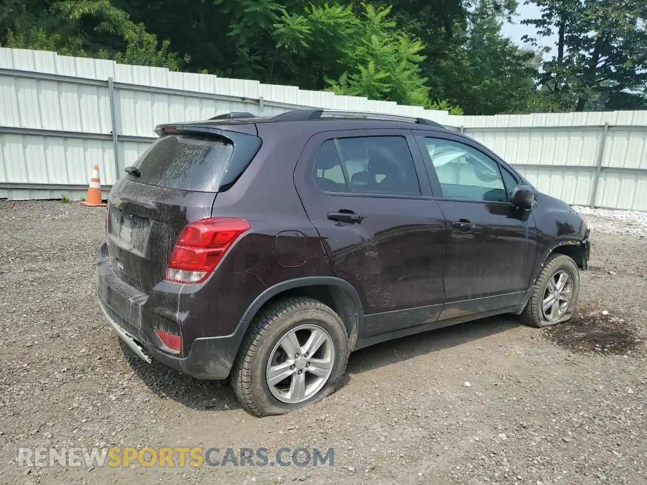 3 Photograph of a damaged car KL7CJPSM2NB525637 CHEVROLET TRAX 2022