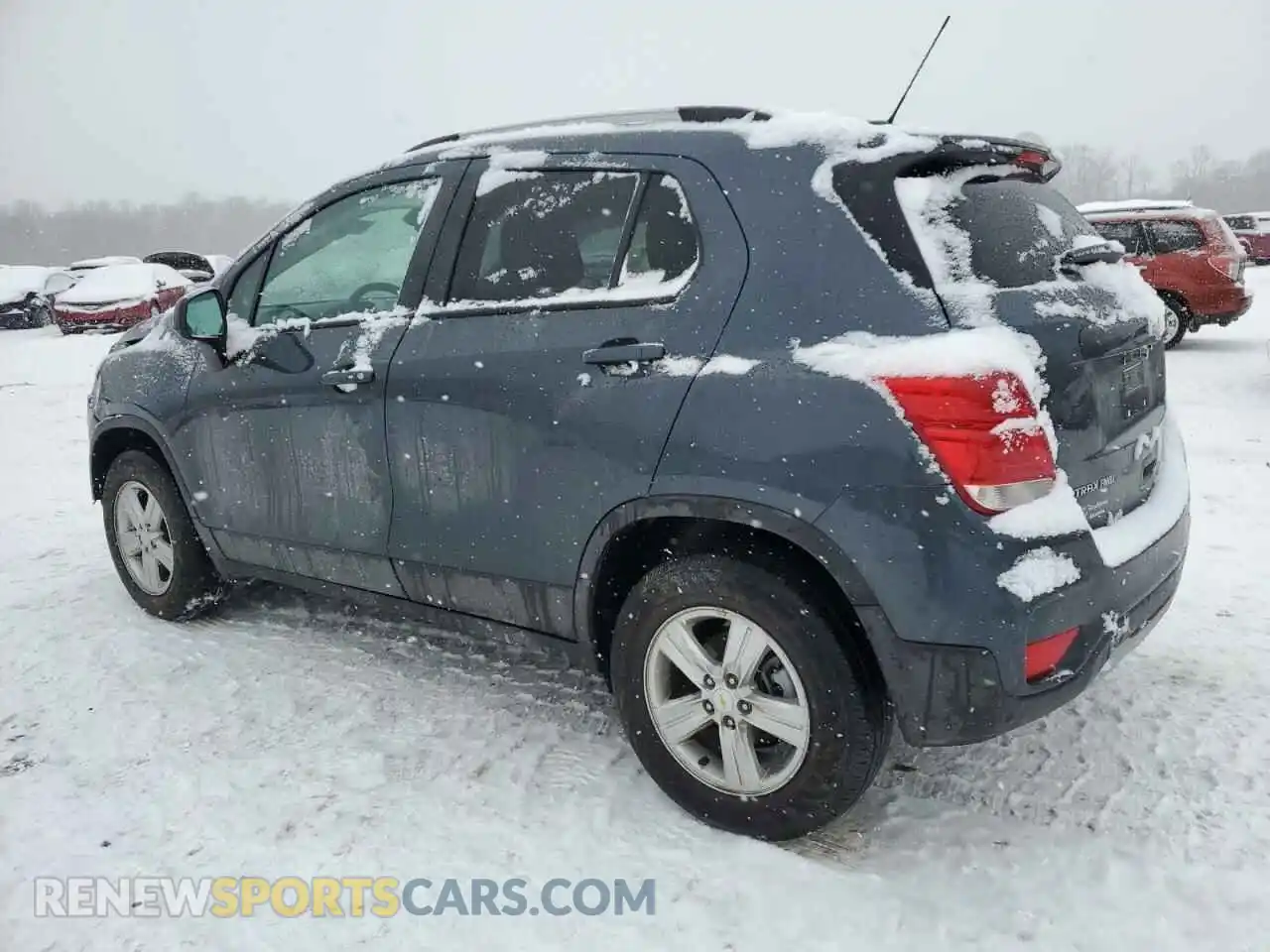2 Photograph of a damaged car KL7CJPSM2NB562140 CHEVROLET TRAX 2022