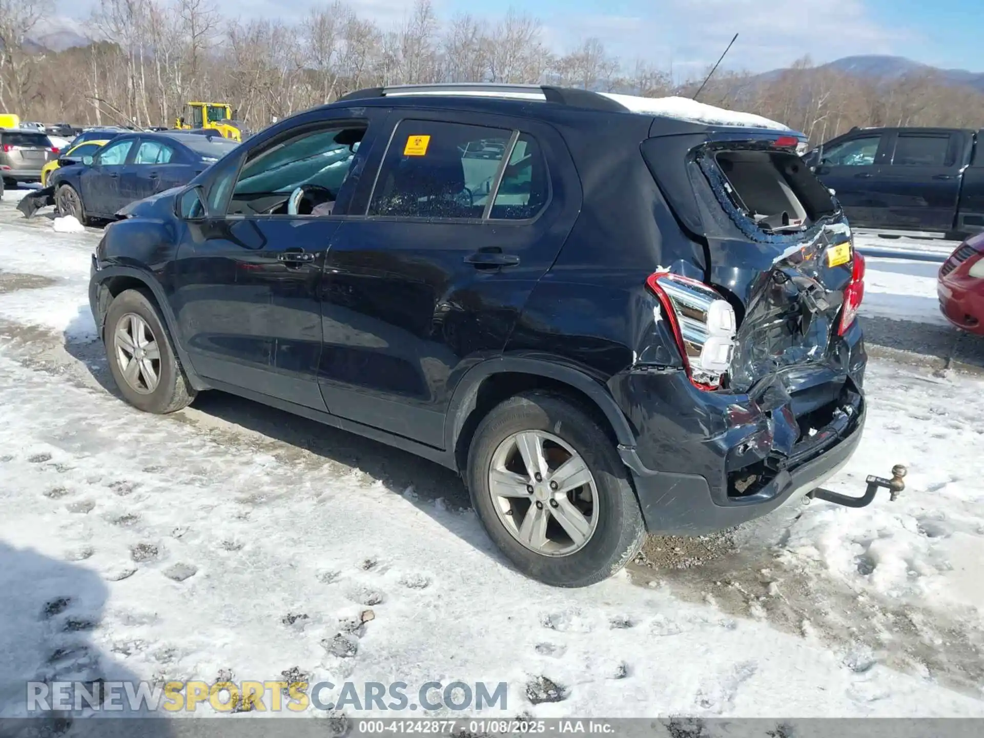 3 Photograph of a damaged car KL7CJPSM2NB567855 CHEVROLET TRAX 2022
