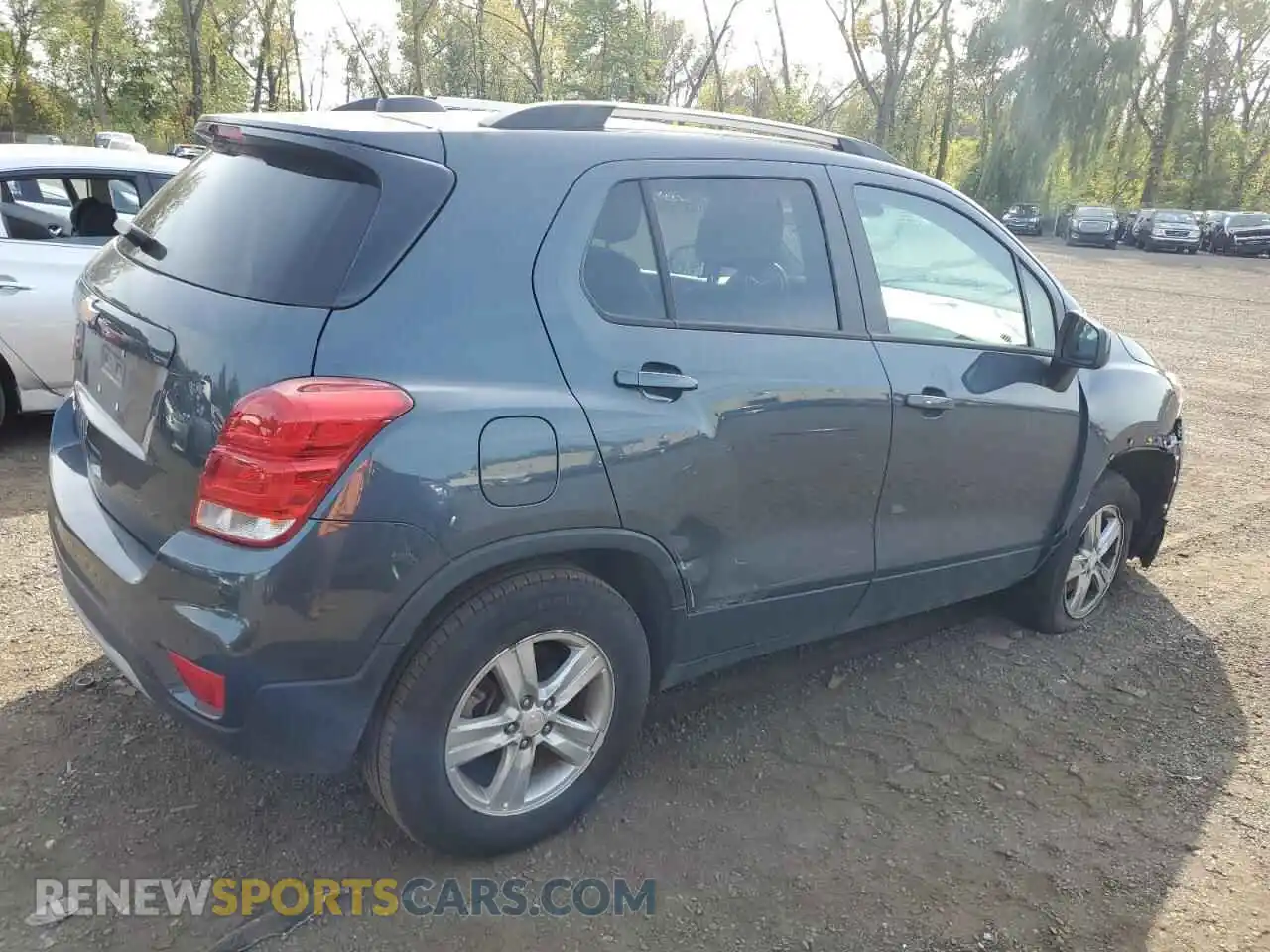 3 Photograph of a damaged car KL7CJPSM3NB559246 CHEVROLET TRAX 2022