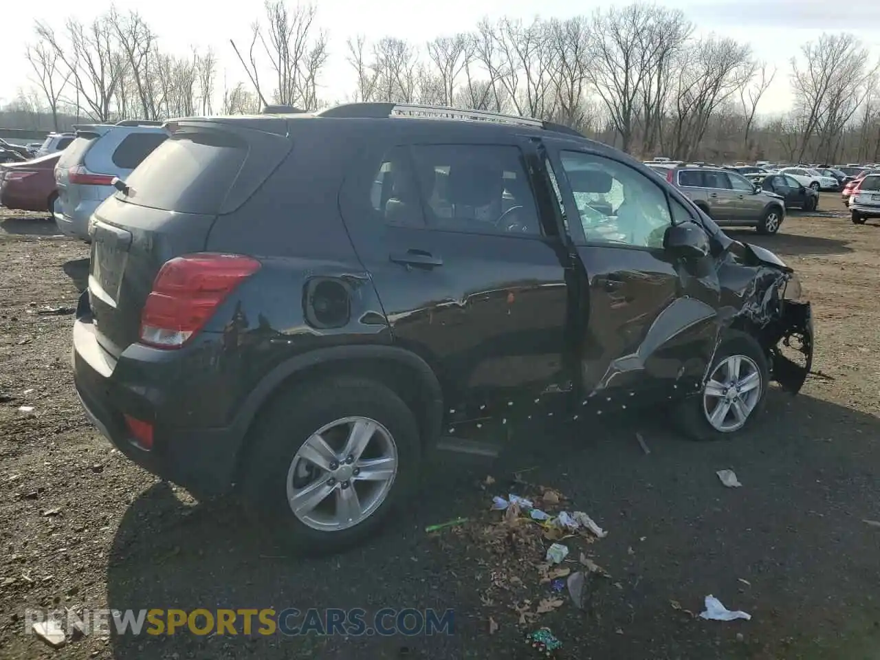 3 Photograph of a damaged car KL7CJPSM4NB569476 CHEVROLET TRAX 2022