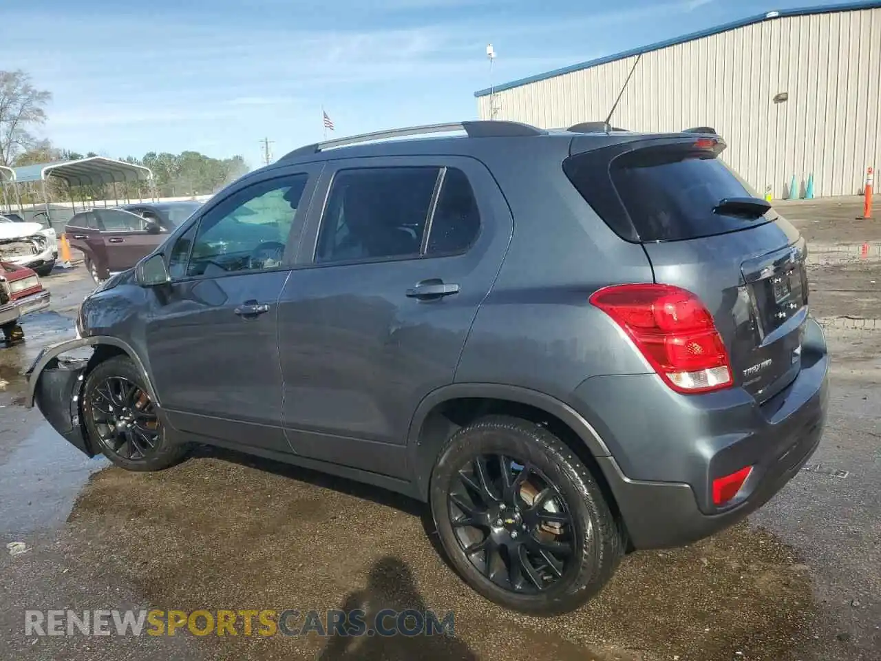 2 Photograph of a damaged car KL7CJPSM5NB565811 CHEVROLET TRAX 2022