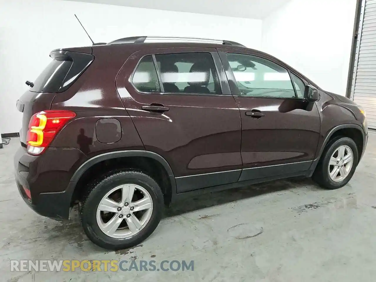 3 Photograph of a damaged car KL7CJPSM7NB520949 CHEVROLET TRAX 2022