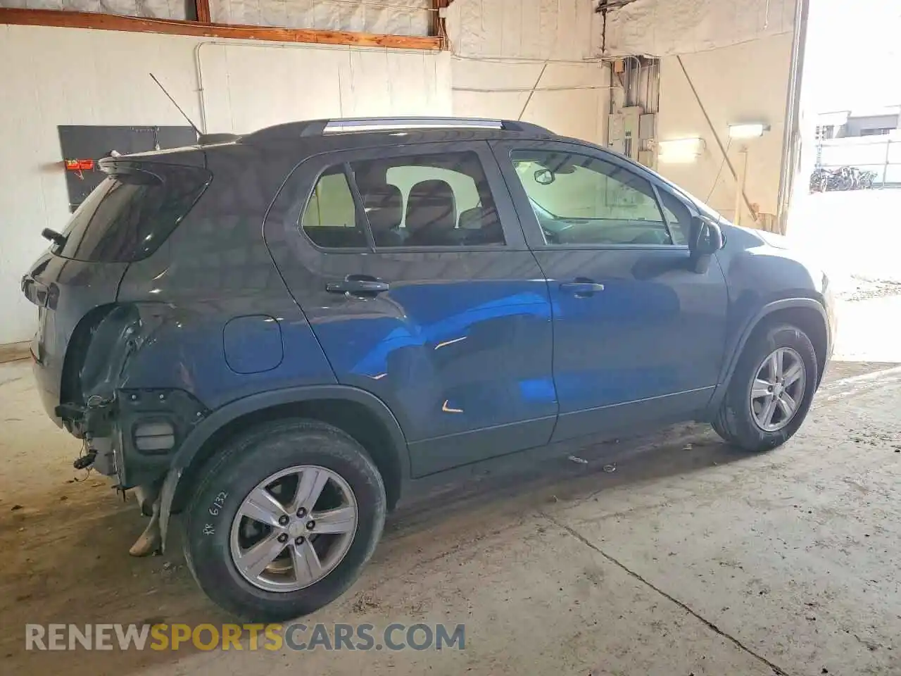 3 Photograph of a damaged car KL7CJPSM7NB526962 CHEVROLET TRAX 2022