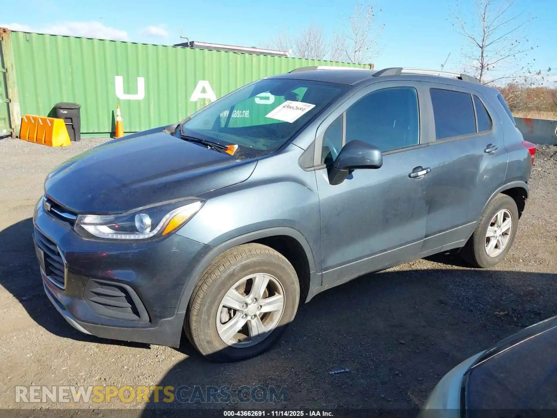 2 Photograph of a damaged car KL7CJPSM7NB560335 CHEVROLET TRAX 2022