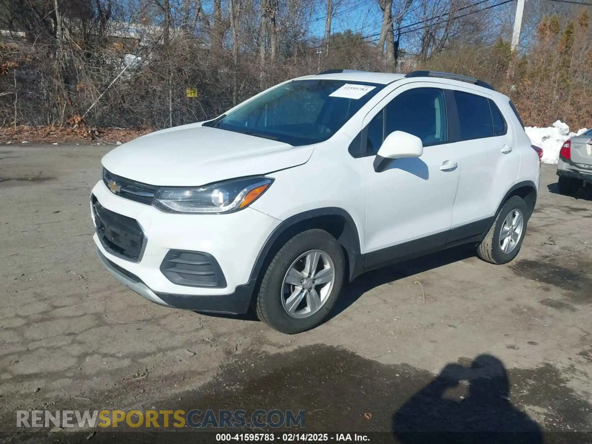 2 Photograph of a damaged car KL7CJPSM8NB517820 CHEVROLET TRAX 2022