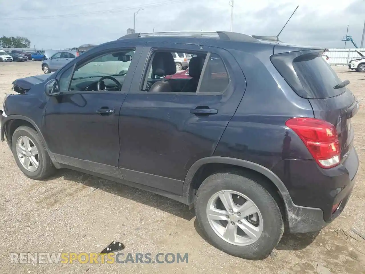 2 Photograph of a damaged car KL7CJPSM8NB529899 CHEVROLET TRAX 2022