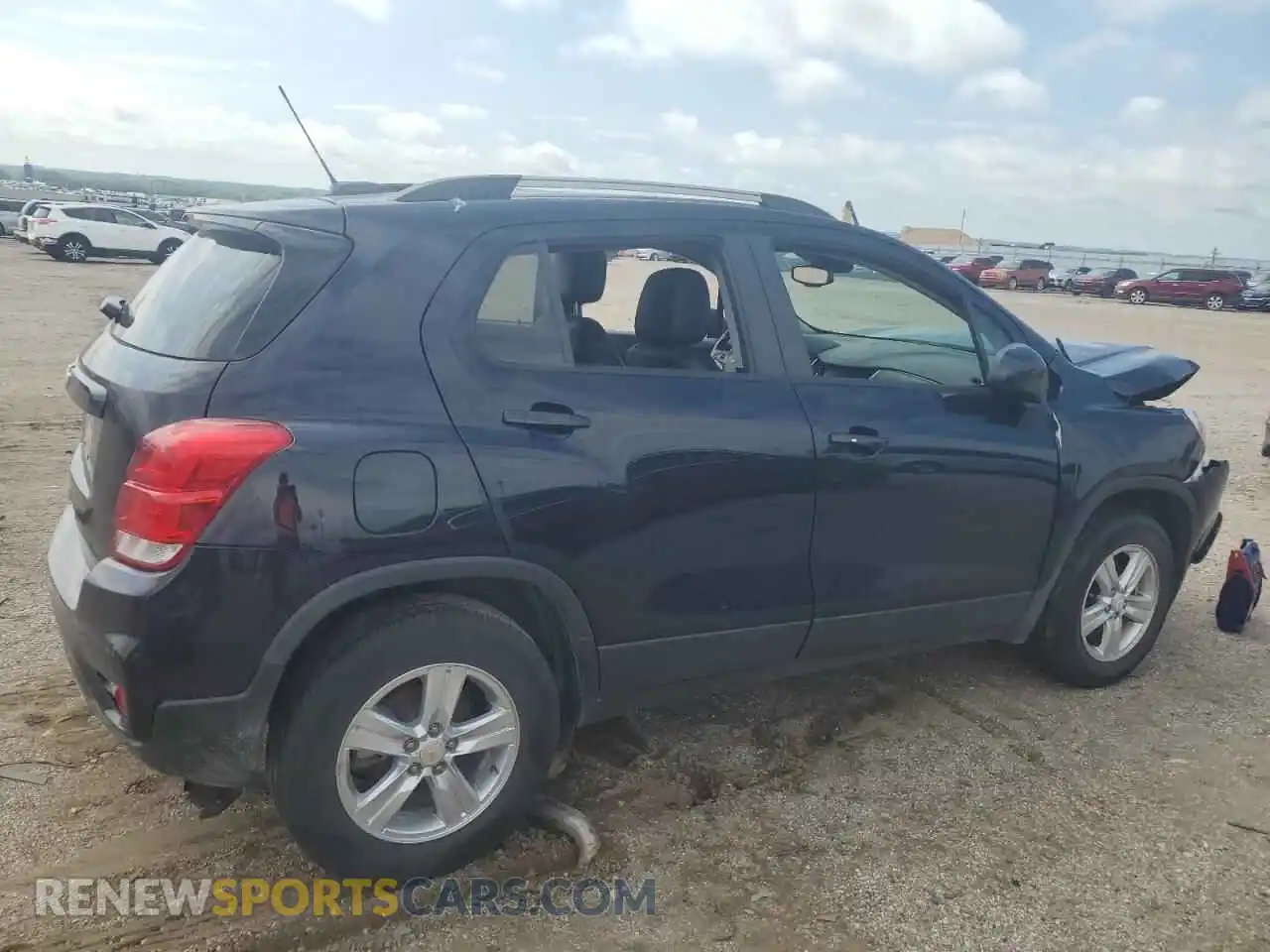 3 Photograph of a damaged car KL7CJPSM8NB529899 CHEVROLET TRAX 2022