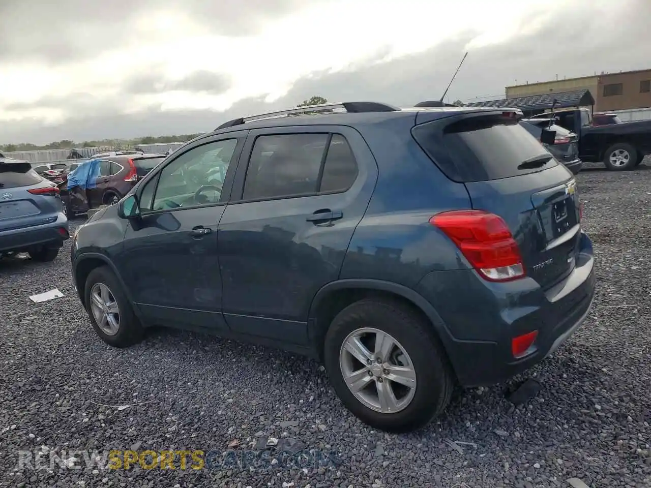 2 Фотография поврежденного автомобиля KL7CJPSM8NB533581 CHEVROLET TRAX 2022
