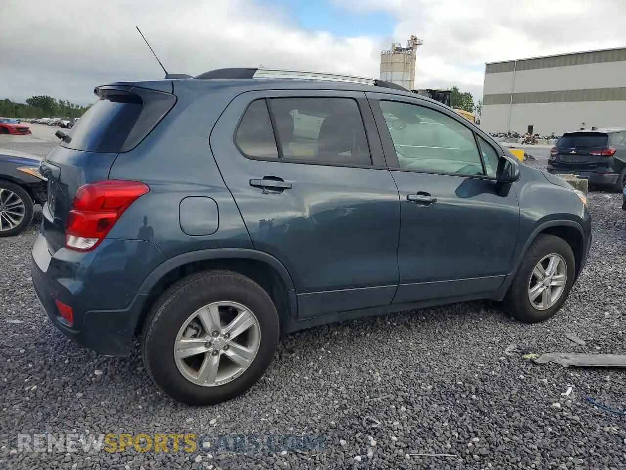 3 Фотография поврежденного автомобиля KL7CJPSM8NB533581 CHEVROLET TRAX 2022