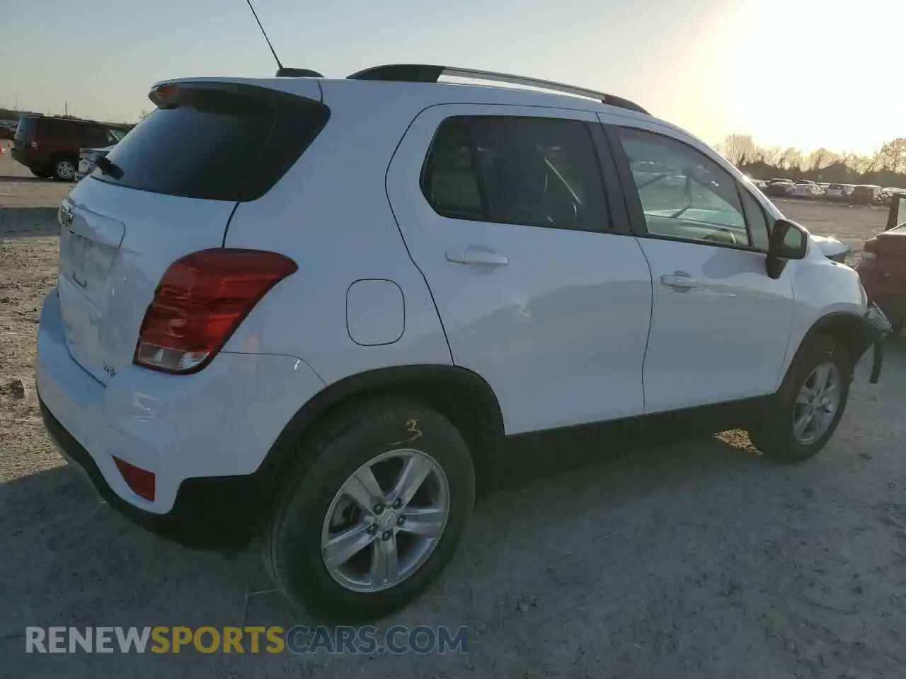 3 Photograph of a damaged car KL7CJPSM8NB559131 CHEVROLET TRAX 2022