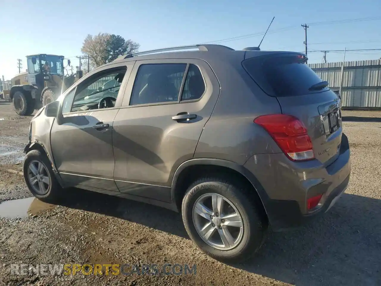2 Photograph of a damaged car KL7CJPSM9NB534982 CHEVROLET TRAX 2022