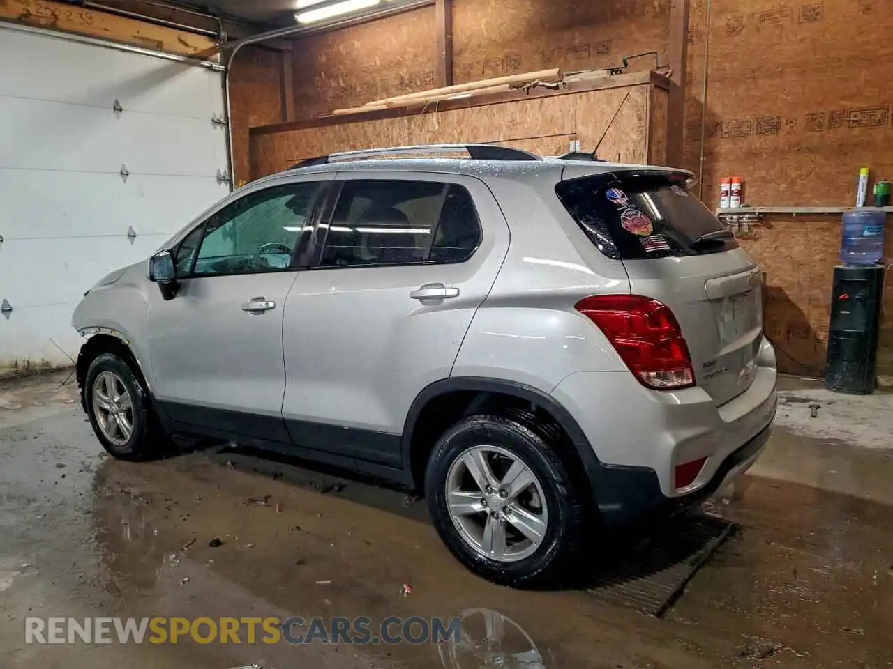 2 Photograph of a damaged car KL7CJPSM9NB559574 CHEVROLET TRAX 2022