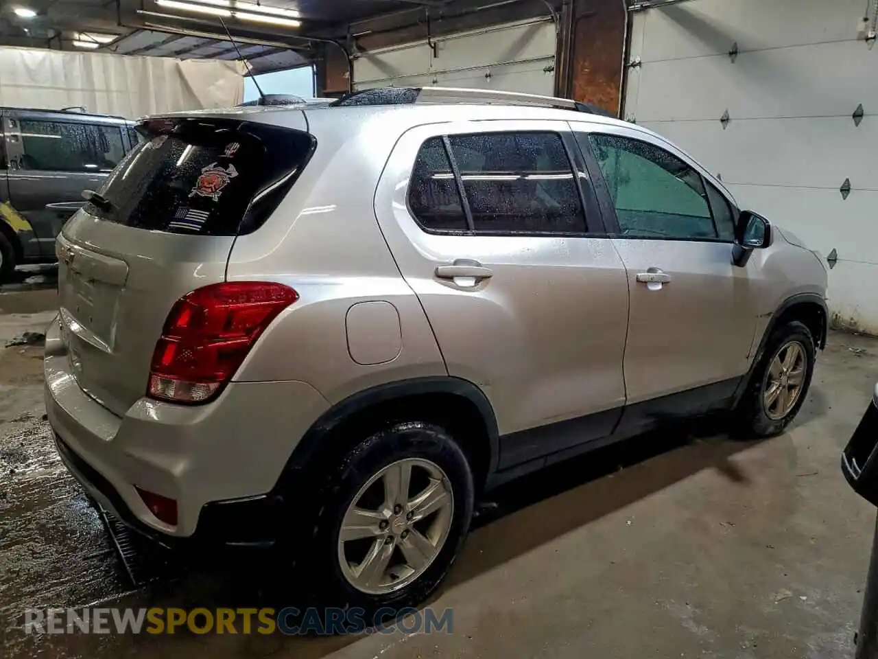 3 Photograph of a damaged car KL7CJPSM9NB559574 CHEVROLET TRAX 2022