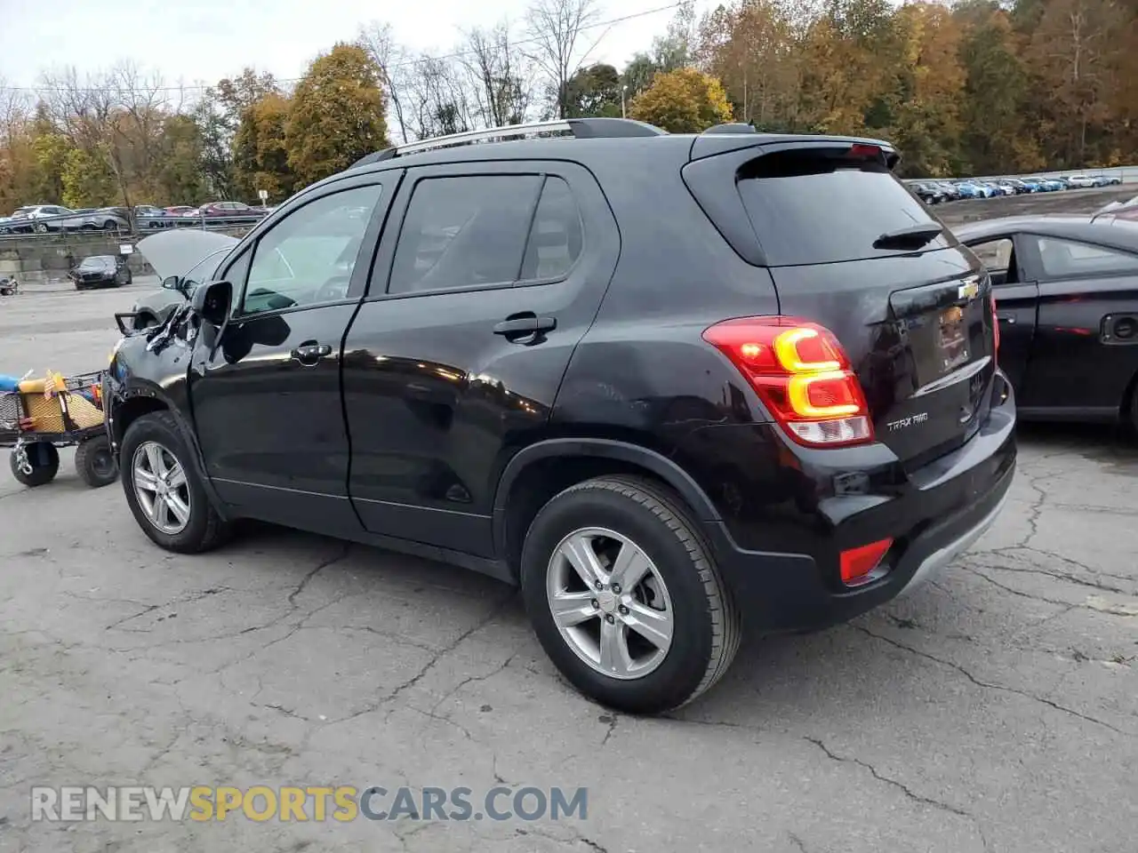 2 Photograph of a damaged car KL7CJPSM9NB559669 CHEVROLET TRAX 2022