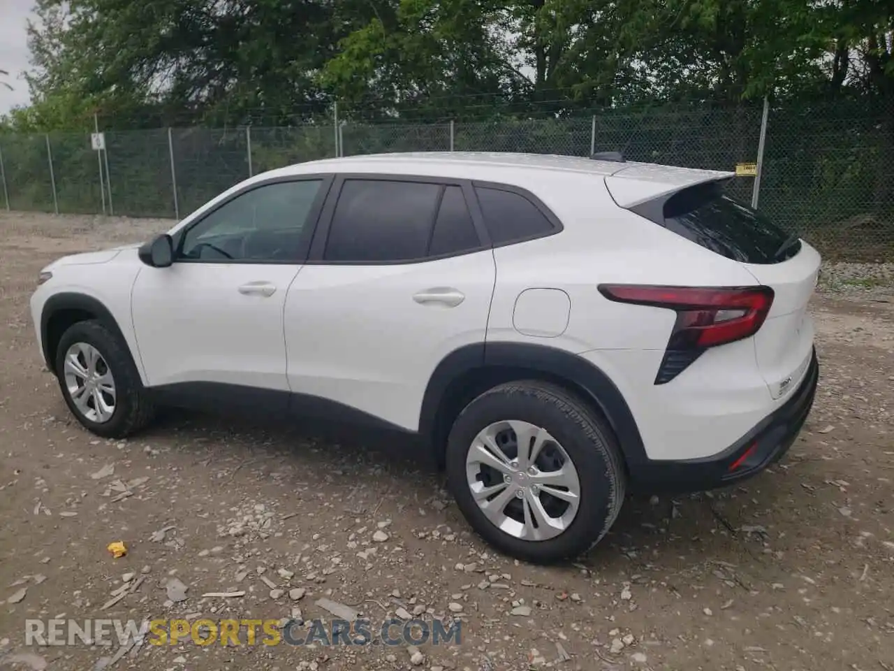2 Photograph of a damaged car KL77LFE20RC056709 CHEVROLET TRAX 2024