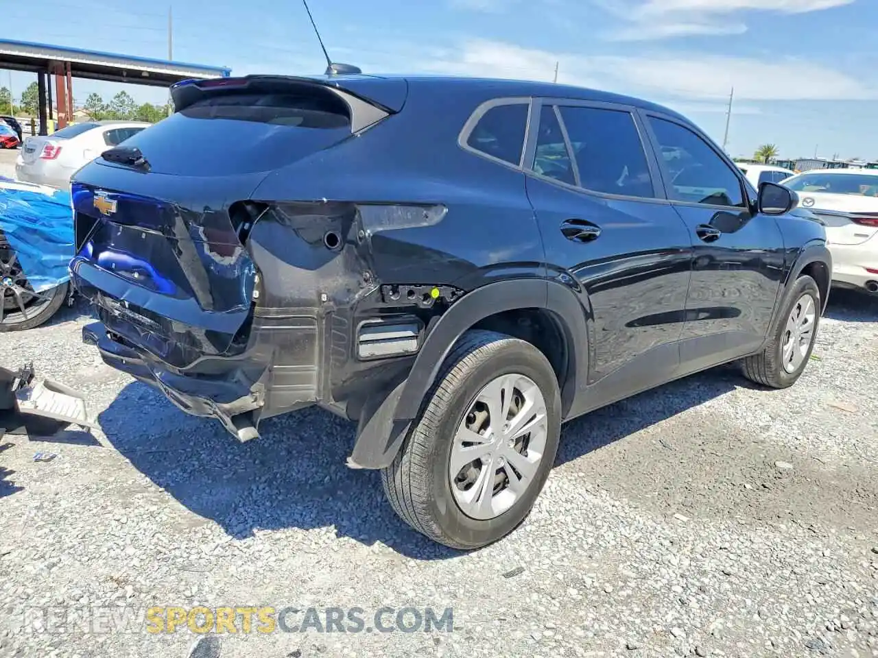 3 Photograph of a damaged car KL77LFE20RC116357 CHEVROLET TRAX 2024