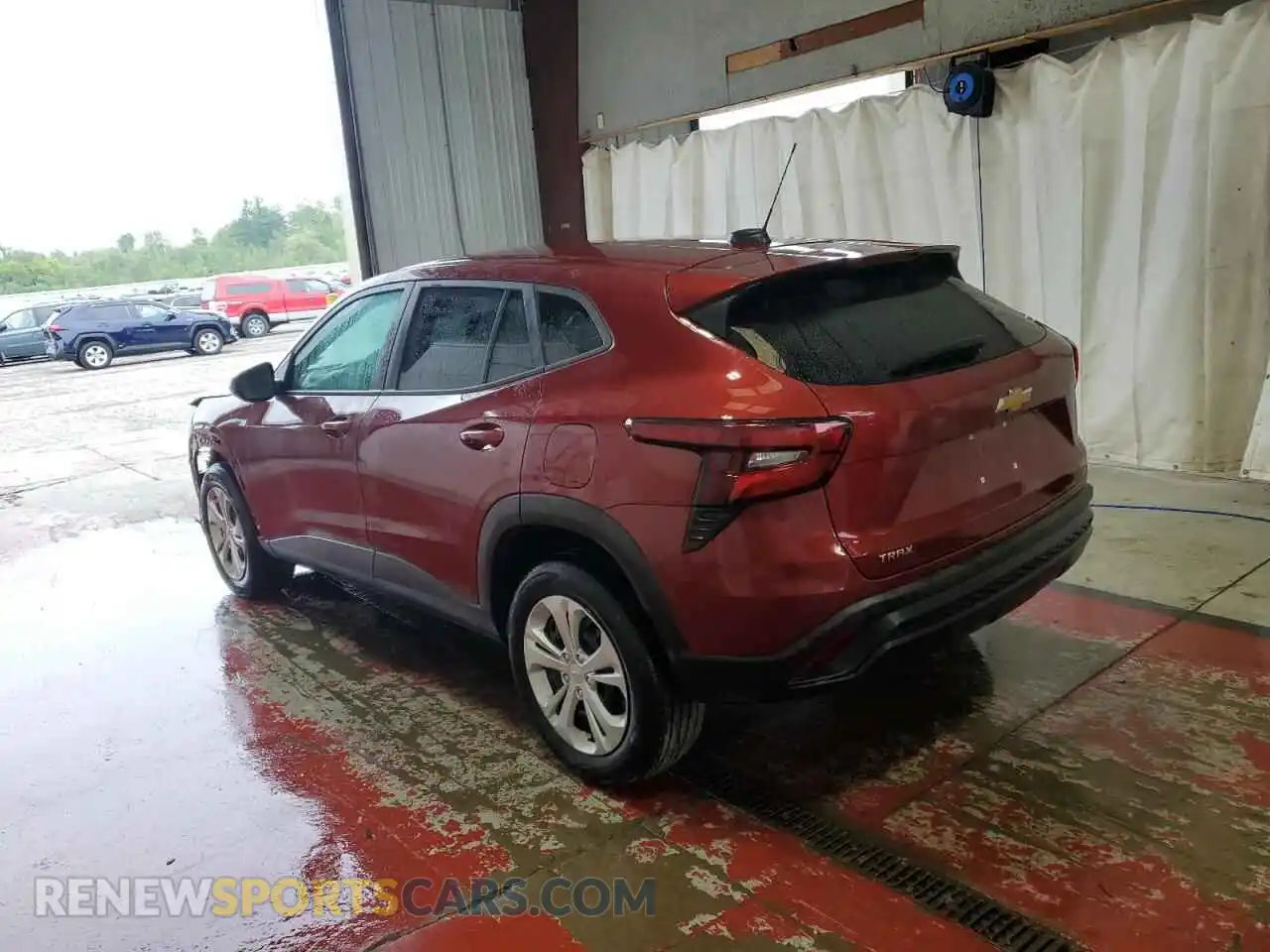 2 Photograph of a damaged car KL77LFE22RC160604 CHEVROLET TRAX 2024