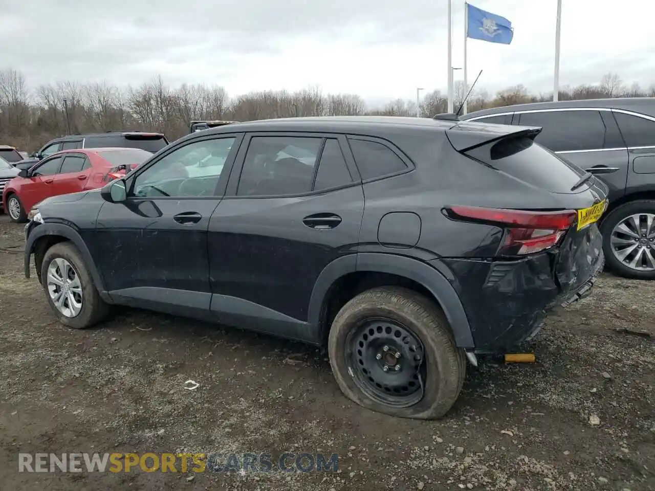 2 Photograph of a damaged car KL77LFE22RC194249 CHEVROLET TRAX 2024