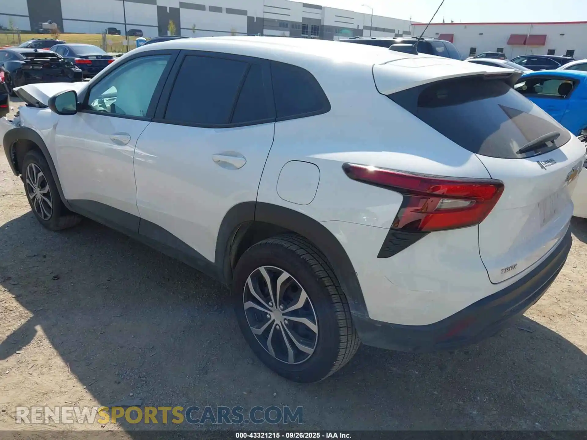 3 fotografías del automóvil dañado KL77LFE23RC014535 CHEVROLET TRAX 2024
