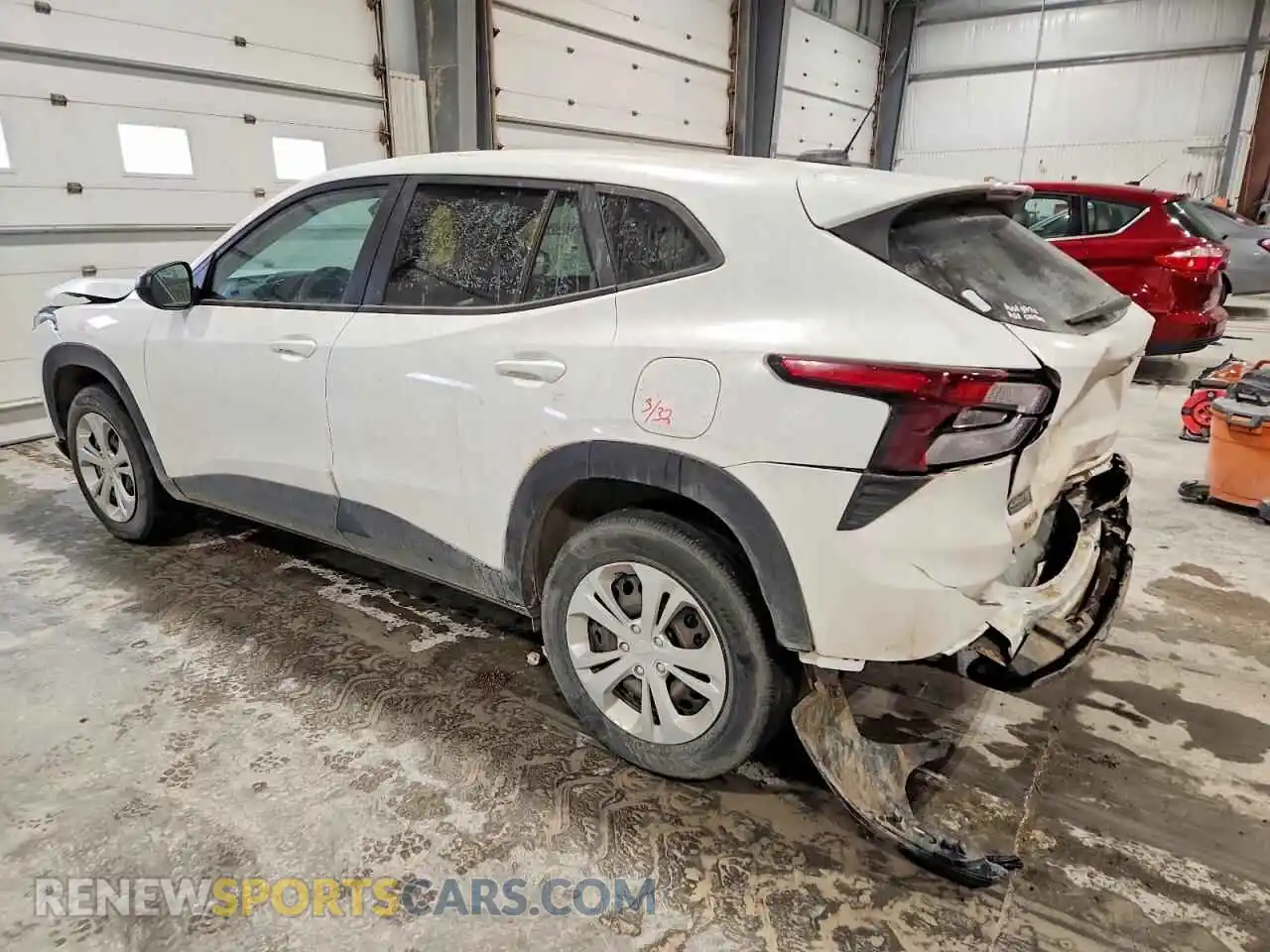 2 Photograph of a damaged car KL77LFE23RC043338 CHEVROLET TRAX 2024