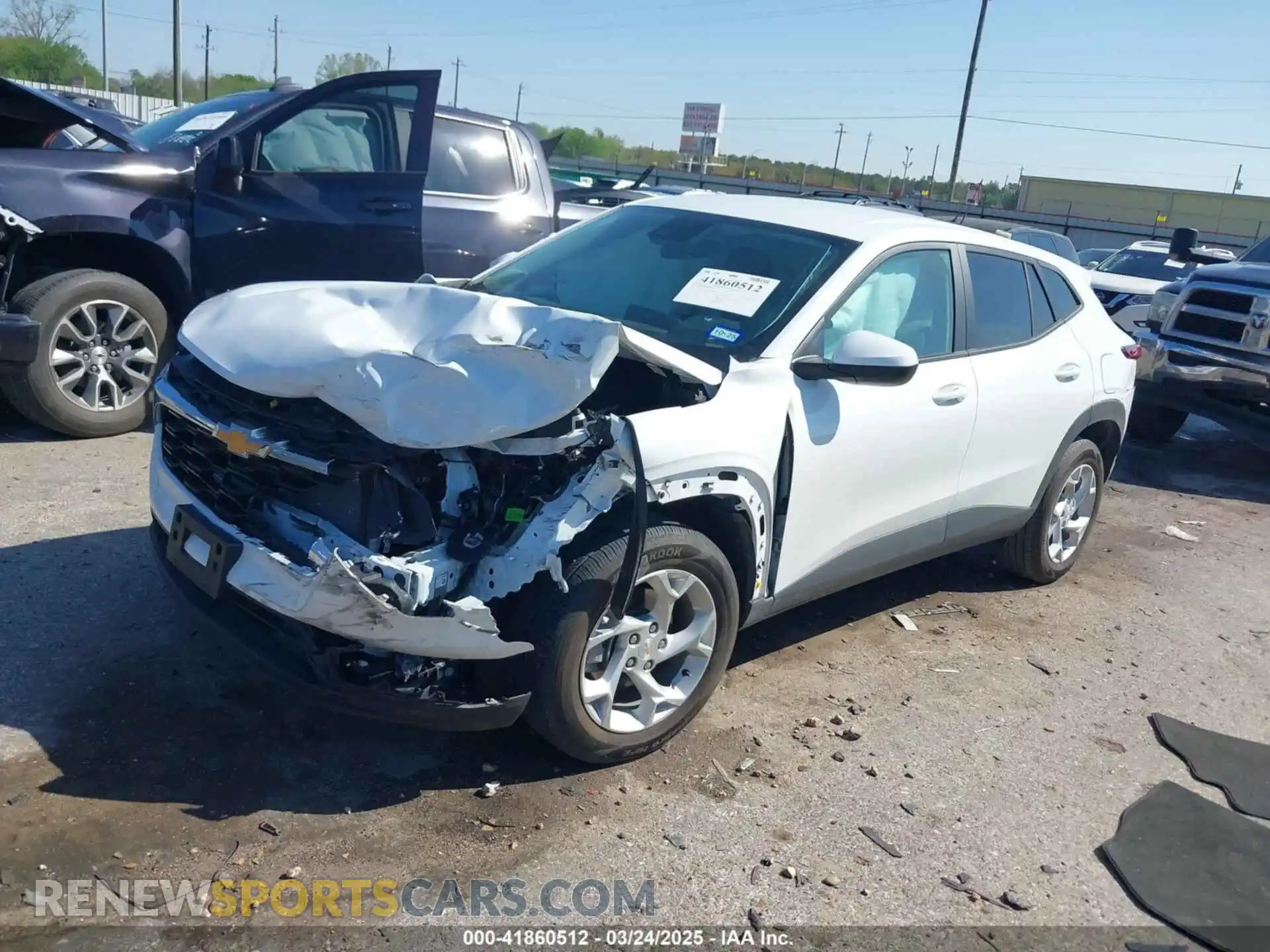 2 Photograph of a damaged car KL77LFE23RC101819 CHEVROLET TRAX 2024