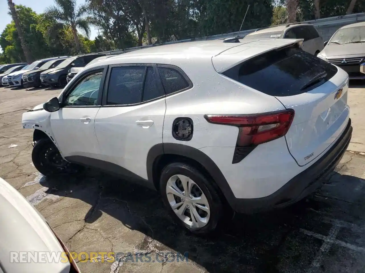 2 Photograph of a damaged car KL77LFE23RC244012 CHEVROLET TRAX 2024