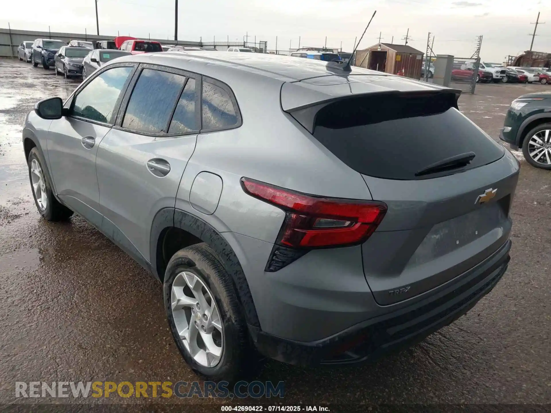 3 Photograph of a damaged car KL77LFE24RC094234 CHEVROLET TRAX 2024